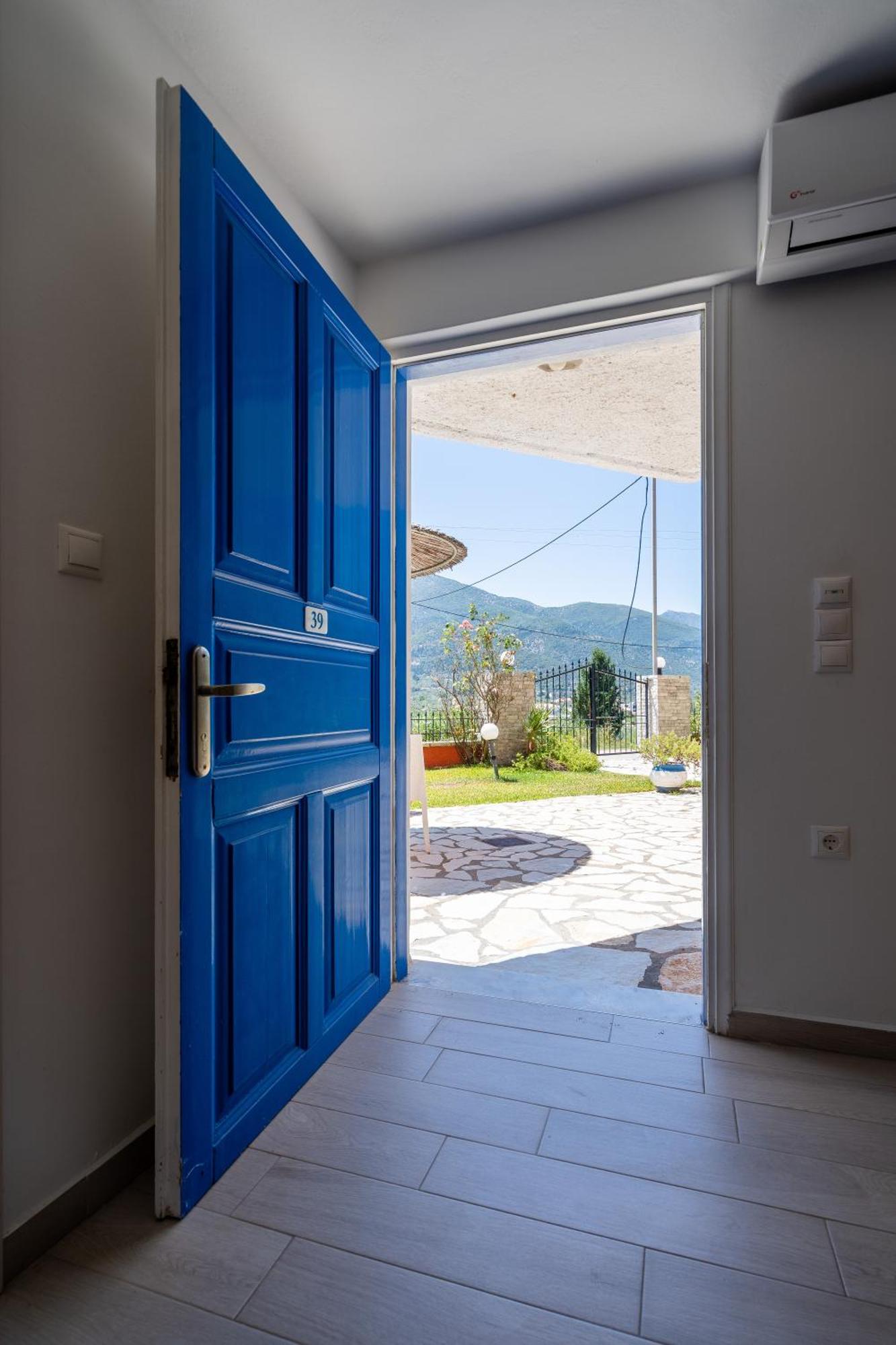 Vliho Bay Boutique Hotel Yénion Pokoj fotografie