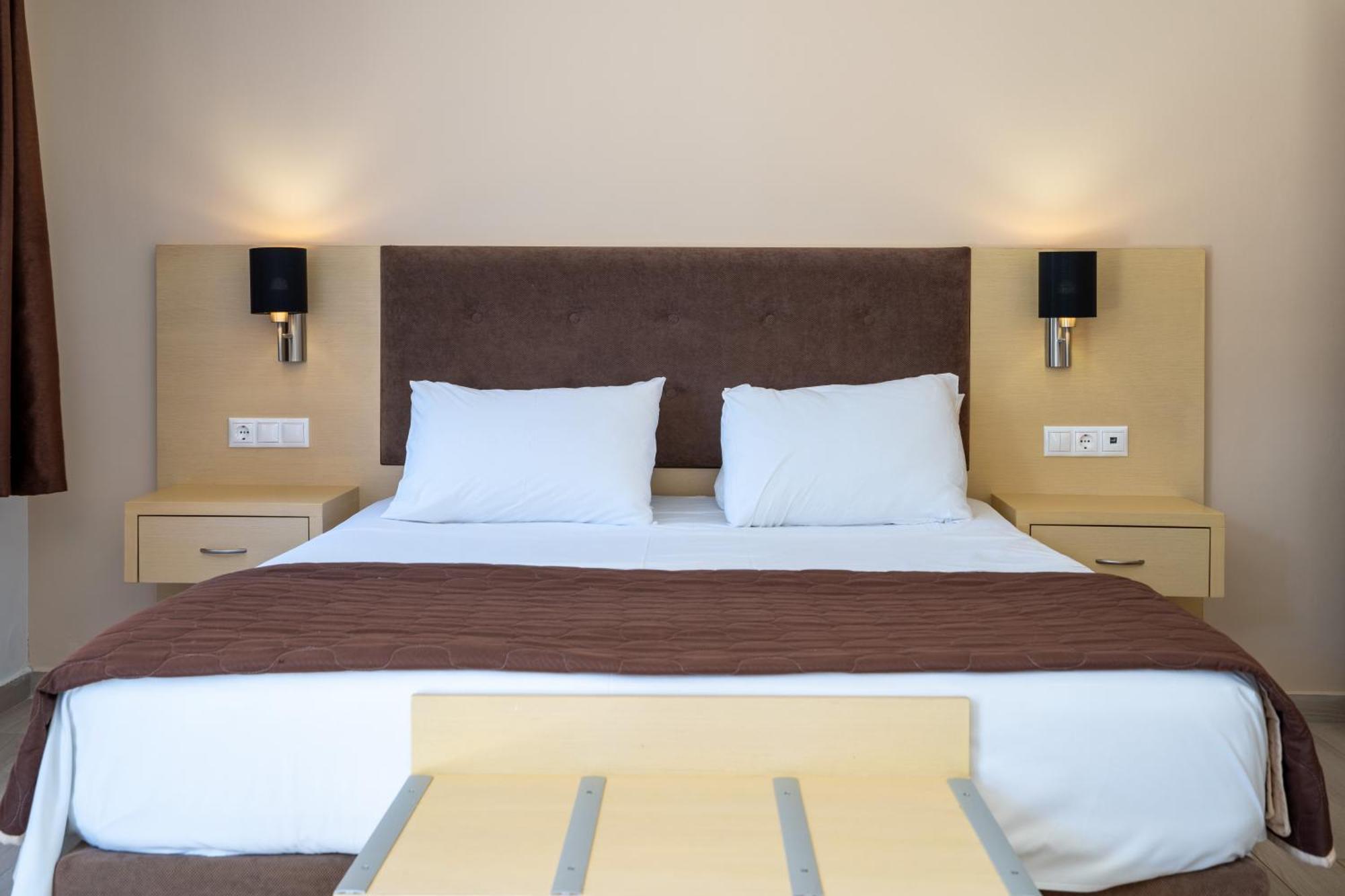 Vliho Bay Boutique Hotel Yénion Pokoj fotografie