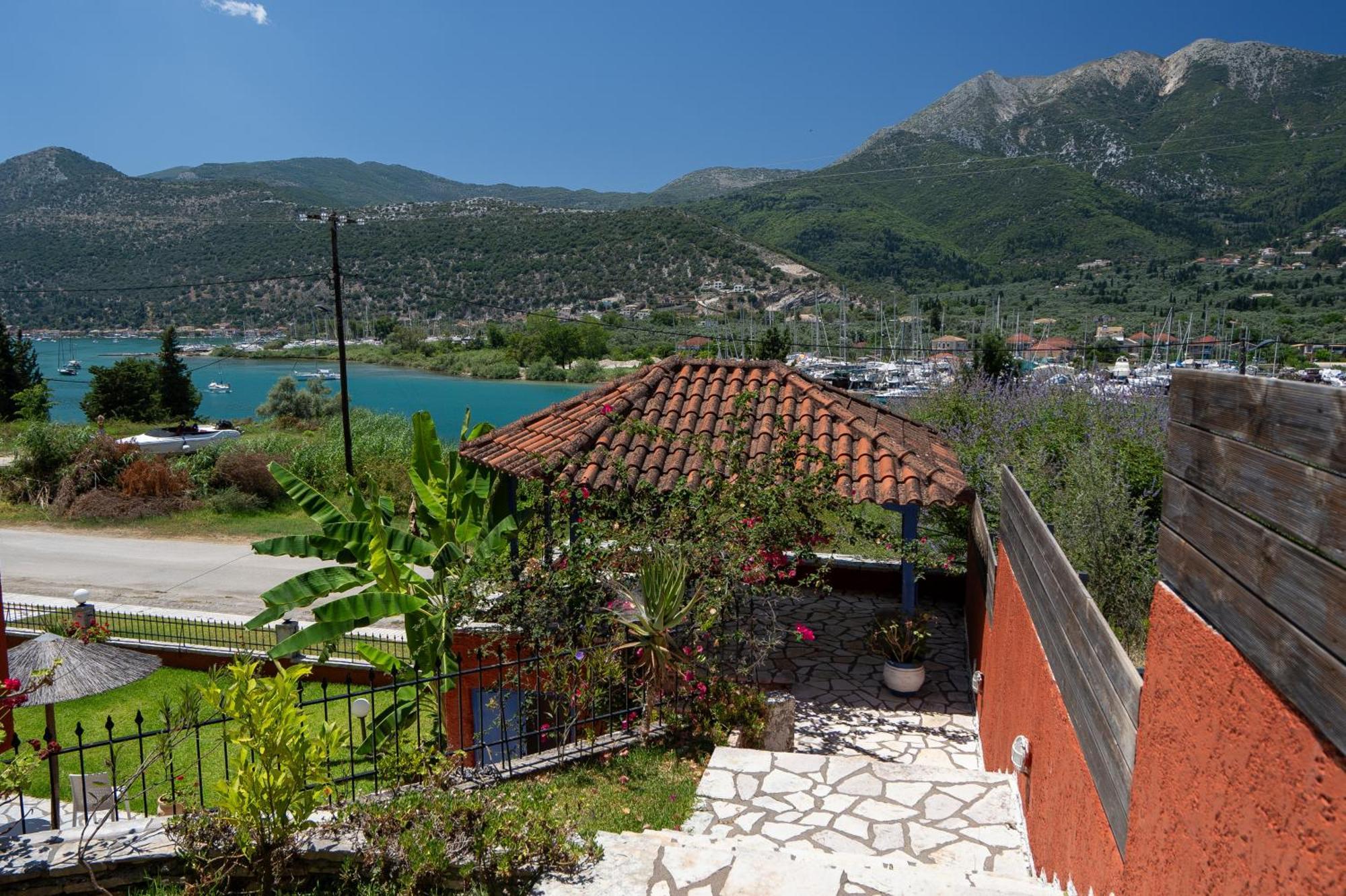 Vliho Bay Boutique Hotel Yénion Exteriér fotografie