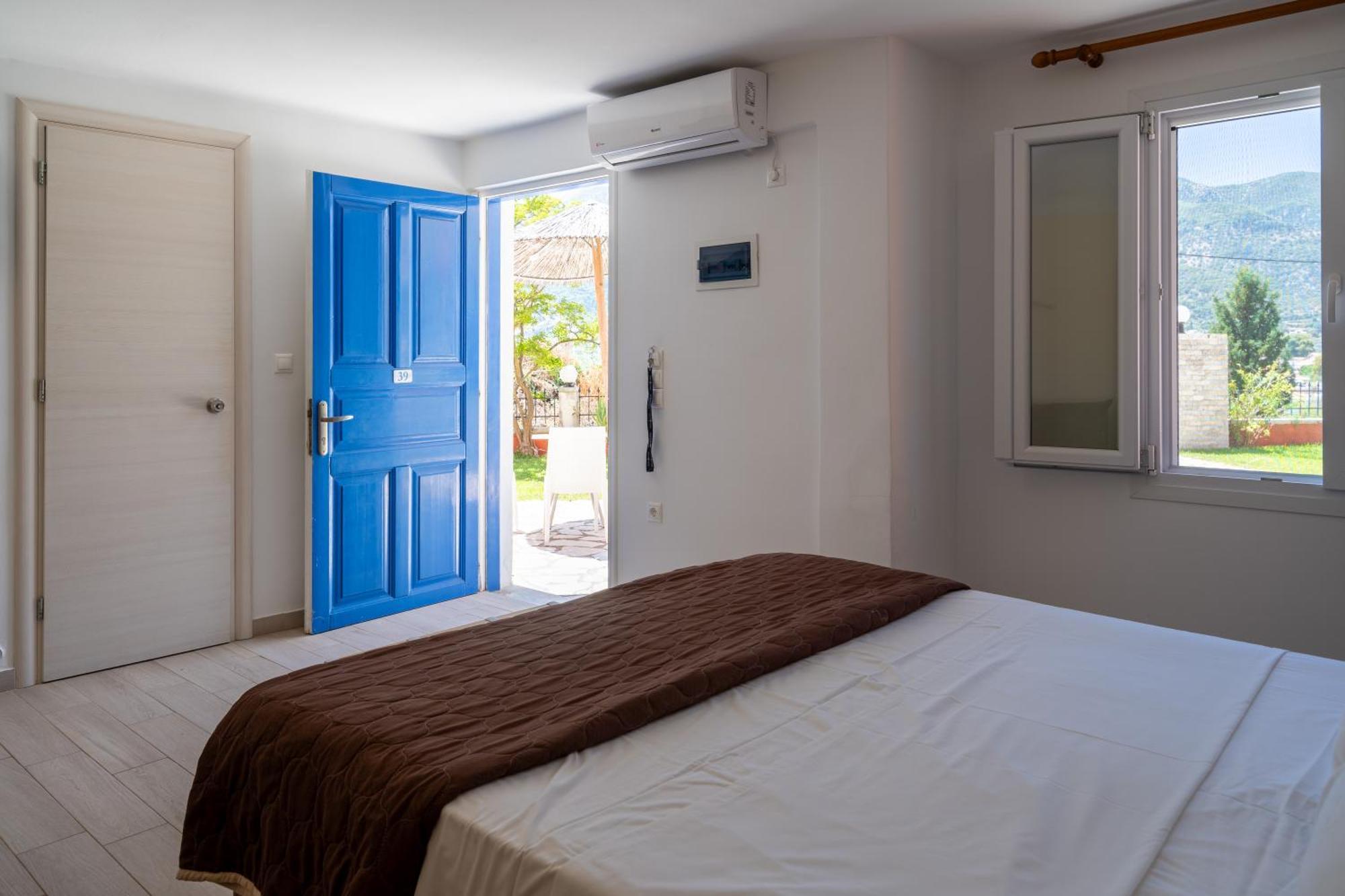 Vliho Bay Boutique Hotel Yénion Pokoj fotografie