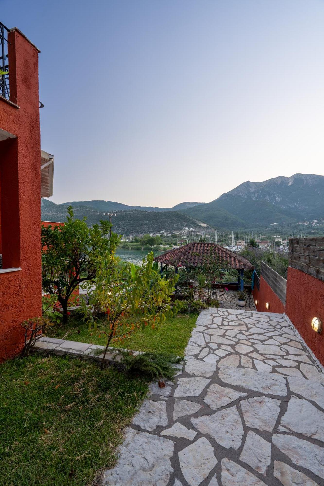 Vliho Bay Boutique Hotel Yénion Exteriér fotografie