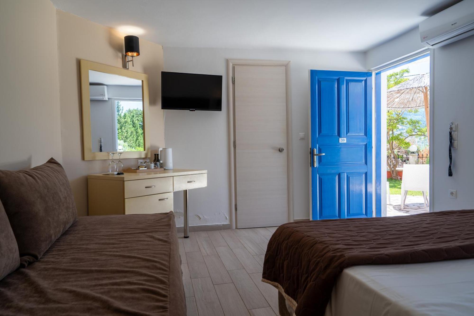 Vliho Bay Boutique Hotel Yénion Pokoj fotografie